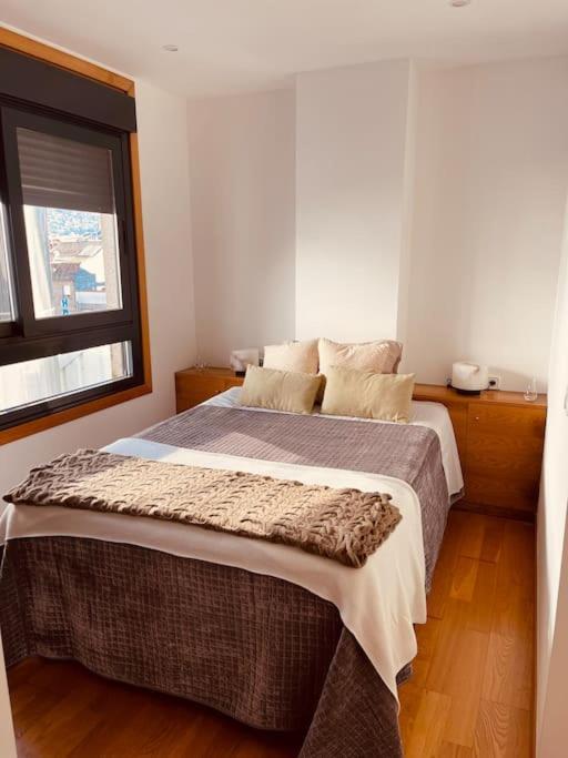 Apartamento Centrico Y De Diseno Con Parking Vigo Luaran gambar